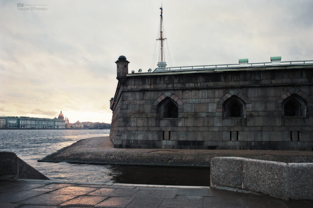 Петропавловская крепость. Вид с комендантской пристани